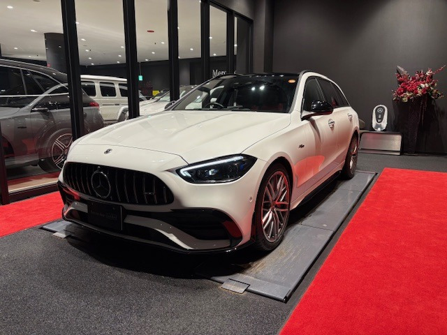 CクラスワゴンAMG C43 4マチック (BSG搭載モデル) 4WD