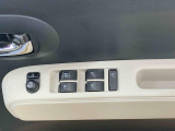 お車の状態をしっかりとお伝えするために1台の車両に付き40枚以上の画像を用意しております。外装はもちろん、室内の装備やお車の特徴などごらんください。