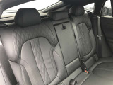 【エアバック】BMWのエアバックやその他の安全装備は、互いに補完しあう事で徹底した安全性を貫きます。万一の事故の際にそれぞれ最適な保護を提供してくれます!