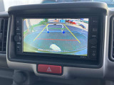 駐車時に便利なバックモニター付きです。これで馴れない場所での駐車も安心ですね。