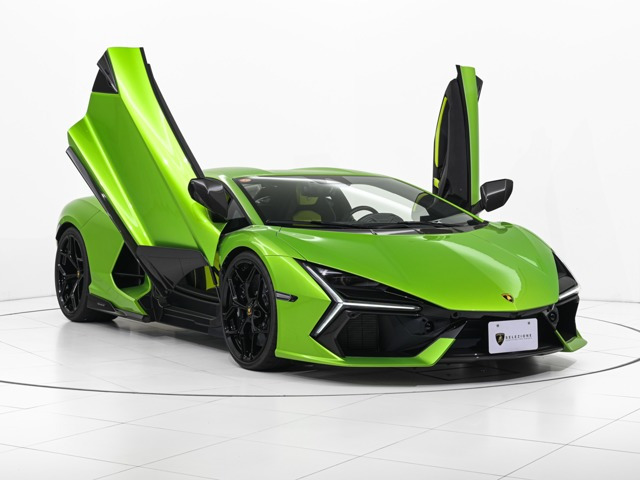 レヴエルト6.5 4WD