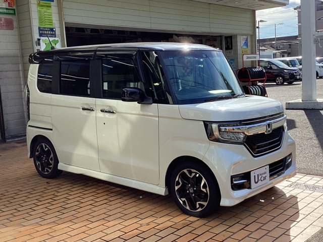 ホンダ N-BOXカスタム 