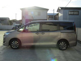 展示中古車は全て外装と内装のクリーニングを行っています♪