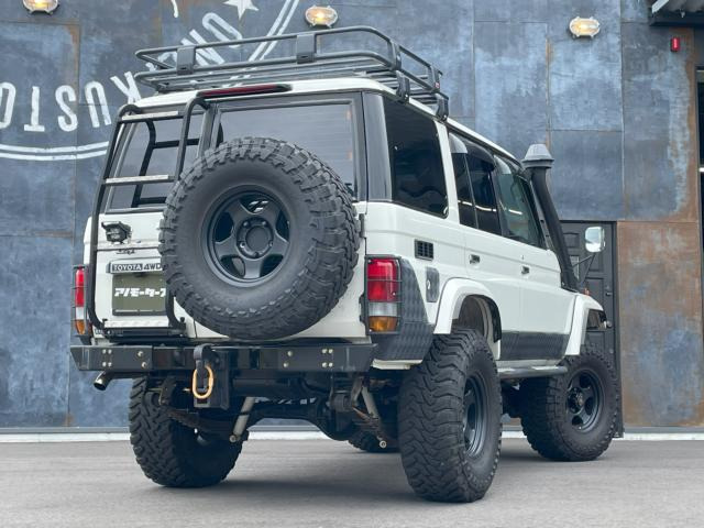 トヨタ ランドクルーザー70 4.2 ZX ディーゼル 4WD リフトアップ