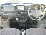 見切りが良く小回りが利くので運転し易いですよ。