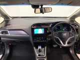 【前方視界】開放的な前方視界!運転がしやすく疲れにくいです♪窓が大きく、見通しがとっても良いおクルマですよ♪