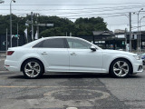 A4 40 TFSI マイスターシュトュック Sラインパッケージ 