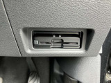 ETCで高速・有料道路の料金所をキャッシュレス。スムーズなドライブをサポート。