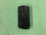 スマートキーを装備しています。鍵を差し込むことなくドアロックの開け閉めができます。