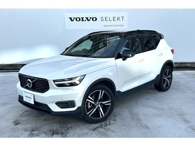 XC40 B4 AWD Rデザイン 4WD 