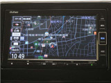 純正スタンダードインターナビ(VXM-214VFi)&バックカメラが装備されているので、普段の使い勝手もロングドライブも快適です。