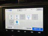 純正ナビを装備。タッチパネル式で使いやすく、お出かけもラクラクです。