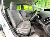 運転席シート廻りは使用感も少なく、良好な状態となっています。丁寧に使われていたことがよくわかりますね。