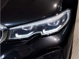 BMWのオートライトは積極的にライトをつけることにより、自車の存在を周囲に向けアピールいたします。それは安全性への配慮でもあります。