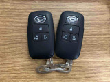 【パワースライドドアスイッチ】 スライドドアをワンタッチで開閉できます
