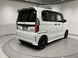 車両状態証明書付き車両です。車両状態を検査員が評価をし、結果を点数で表示しております。1台1台プロの目で事細かにチェックしている車両ですので、ご安心してお買い求めしていだけます。