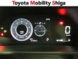 メ-タ-は明るく見やすいデジタルメ-タ-を採用しています!ダッシュボ-ド中央に配置されていますので視認性にも優れています。