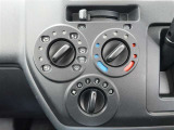鳥取トヨペットではお車のご購入時はもちろんですが、アフターメンテナンスも安心してお任せ頂ける体制を整えております。末永いお客様とのお付き合いを第一に考え、様々なご提案をさせて頂きます。