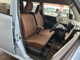 仕入れ先が不明なお車は取扱いしません!!実際に現地に足を運び、しっかりとチェックをしてから仕入れてきてますので、どのお車もご安心して乗っていただけます☆