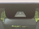 【ホンダセンシング】走行中に前方の車両等を認識し、衝突しそうな時は警報とブレーキで衝突回避と被害軽減をアシスト。より安全にドライブをお楽しみいただけます。