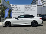 【拘りのFR】BMWが多く採用するFR車。ダイレクトでスポーティな加速感・シャープなハンドリングを実現。縦置きエンジンレイアウトにより、フラットで上質な乗り味です。