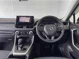 RAV4ならではの見晴らしのよい前方視界で、快適なドライブをお楽しみいただけます。