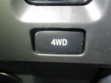 4WD車です。
