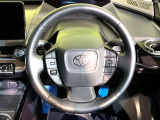 【純正革巻きステアリング】上質な革を使用することで、手にしっかり馴染みとても運転しやすいハンドルです♪