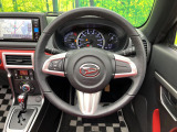 【純正革巻きステアリング】上質な革を使用することで、手にしっかり馴染みとても運転しやすいハンドルです♪
