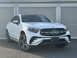 メルセデス・ベンツの定める厳しい基準をクリアしたお車のみをご案内させて頂きます。納車前整備はメーカー規定に基づき最大100項目にも及ぶ点検を熟練のメカニックによって行いご納車させて頂きます。