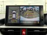 ★パノラミックビューモニター★フロント、リア、左右ドアミラー下に設置した4個のカメラから得た情報をコンピューターが解析し、クルマをまるで上空から見下ろしたように路面を映し出します★