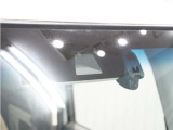 運転する人も、そうでない人も、家族みんなが安心して、自由にお出かけできる生活をサポートする先進機能。