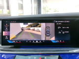 高画質の全周囲カメラが付いております。コーナーセンサーと併せてご利用いただくと駐車も楽々