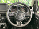 【純正革巻きステアリング】上質な革を使用することで、手にしっかり馴染みとても運転しやすいハンドルです♪