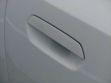 コンフォートアクセス機能で握れば開いて、触れればロックができます!
