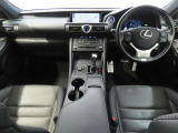 納車前にレクサスボディーコートをお勧めさせていただいております。CPOとCPO外車両がございますので、詳しくはスタッフまでお問い合わせください。