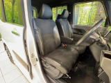 運転席シート廻りは使用感も少なく、良好な状態となっています。丁寧に使われていたことがよくわかりますね。