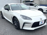 大好評のボディコーティング「弾スプラッシュコート」もご納車までに施工可能。通常のガラスコートと異なる、耐久年数6年の無機質ガラスコーティングが、ボディをキレイな状態に保ってくれます。