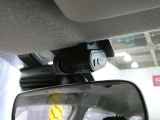 もしもの時にあなたを守るドライブレコーダー!あおり運転などの危険な運転を明らかにでき、事件、事故の際の有力な証拠にもなり、運転者の安全運転意識向上にもつながります。