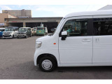 令和5年式・N-VAN・走行0.8万キロ・ディスプレイオーディオ・ワンセグTV・Bluetooth・キーレス・プライバシーガラス・