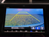 【バックカメラ】リバースにするだけで映ります、後方の安全確認や、狭い駐車場での車庫入れ、雨の日や夜間など視界の悪い時に便利です!安全にバックする為には欠かせない装備です。