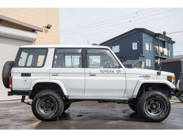 トルネコ トヨタ ランドクルーザー70 4.2 ZX ディーゼル 4WD /本州関東