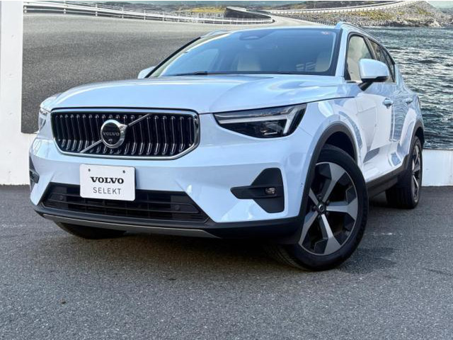 XC40 ウルトラ B4 AWD 4WD 