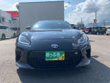 お車の車検・オイル交換・修理・鈑金塗装・ガラス修理・デントリペア・ボディコーティングなども幅広く対応しております。その際は無料で代車を貸し出し致します。車の事は何でもお任せください!