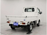 当社のプライスには納車整備代(車検整備または法令点検)が含まれての価格です、ご安心下さい。