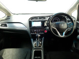 Honda車が初めての方にも扱いやすく分かりやすいインパネ周りと各種スイッチ類です。