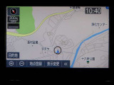 ナビゲーション付き車です。見知らぬ土地もスイスイ〜
