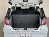 延長保証につきましてはお求めいただく車両によって保証料が異なりますので、当店スタッフまでお気軽にお問い合わせくださいませ。