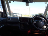 私達はお客様が購入後、万が一事故にあい修理や新たな車が必要となった場合、最大限お力になれるよう行動します。レッカーや修理、車探しは当然の事、代車やレンタカーの用意等お客様の立場に立ちお手伝い致します