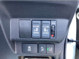 両側電動スライドドア装備!運転席からボタン一つで開閉可能です♪
